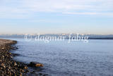 Bergpanorama hinter dem Bodensee vom Konstanzer Trichter aus gesehen.