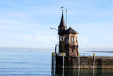 Kleiner Leuchtturm an der Hafeneinfahrt von Konstanz.
